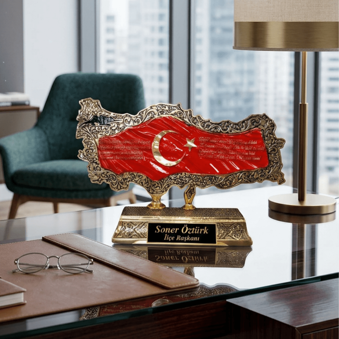 İsimli Kabartmalı Türkiye Haritası Üzerinde Türk Bayrağı ve İstiklal Marşı Detaylı | 18 x 30 cm, taş, harita, 18 x 30 cm – yan görünüm – Nakkaş Payidar