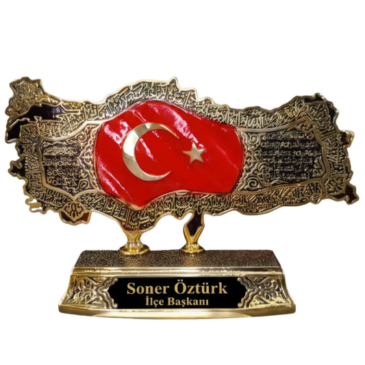 İsimli Kabartmalı Türkiye Haritası – Ayetel Kürsi, Felak & Nas Sureleri İşlemeli | 18 x 30 cm, taş, harita, 18 x 30 cm – ön görünüm – Nakkaş Payidar