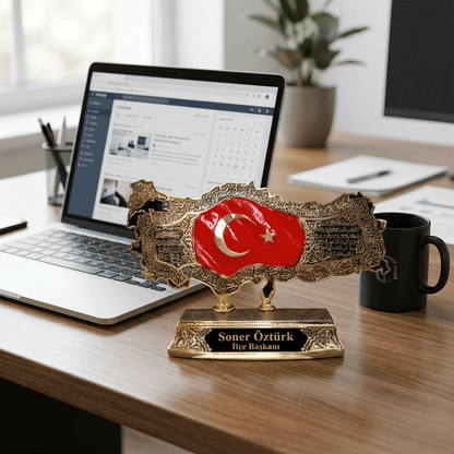 İsimli Kabartmalı Türkiye Haritası – Ayetel Kürsi, Felak & Nas Sureleri İşlemeli | 18 x 30 cm, taş, harita, 18 x 30 cm – yan görünüm – Nakkaş Payidar
