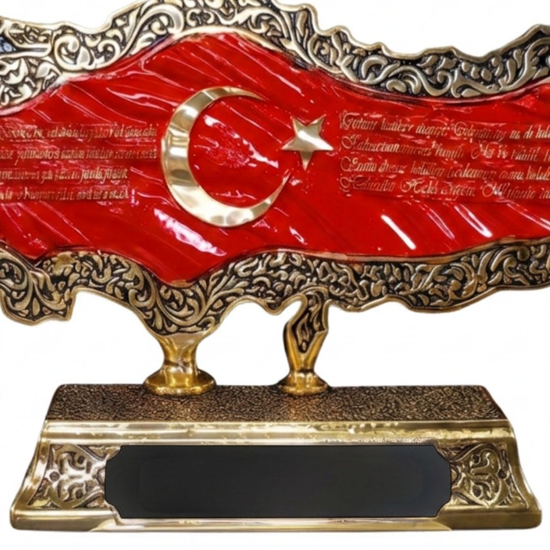 İsimli Kabartmalı Türkiye Haritası Üzerinde Türk Bayrağı ve İstiklal Marşı Detaylı | 18 x 30 cm, taş, harita, 18 x 30 cm – yakın plan detay – Nakkaş Payidar